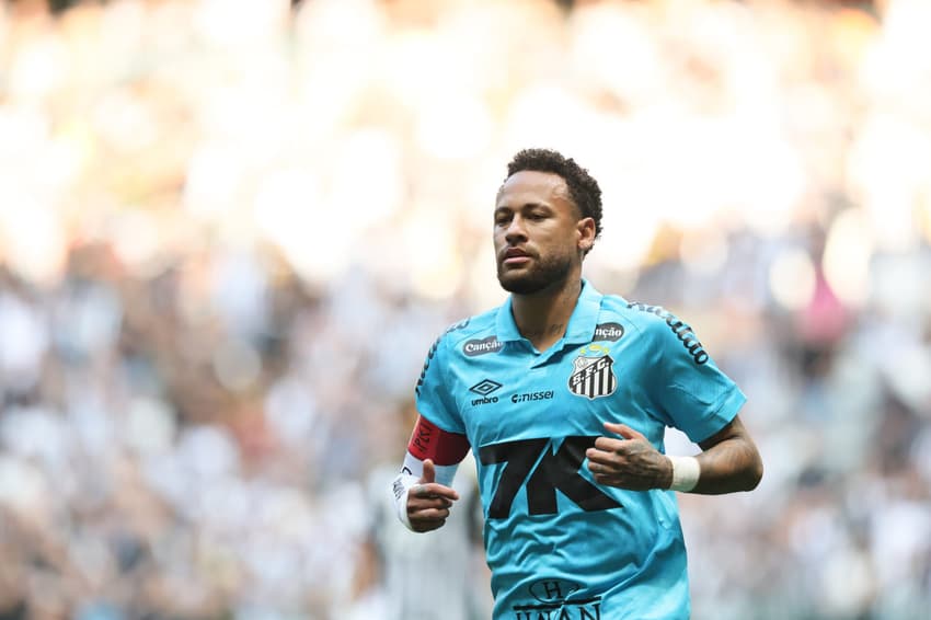 Neymar desfalcou o Santos no clássico diante do São Paulo. (Foto: Gilson Lobo/AGIF)