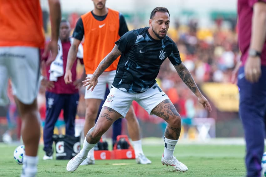 Maycon tem contrato com o Corinthians até o fim de 2025