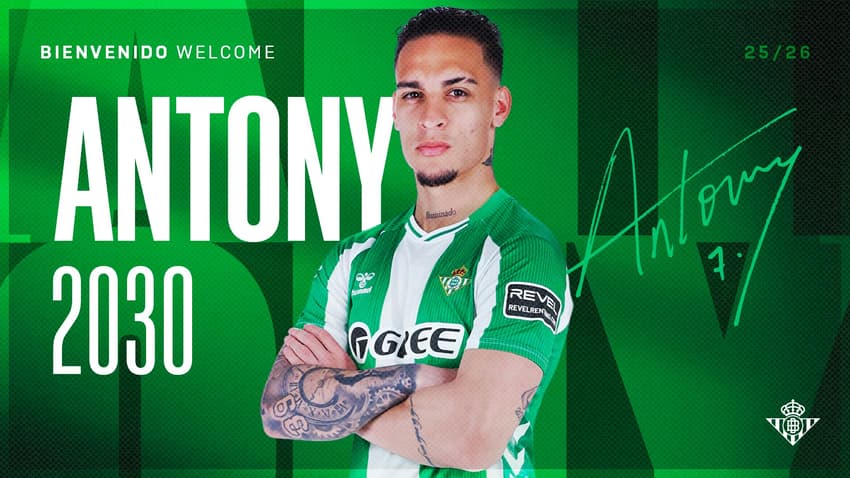 Antony é anunciado como reforço do Betis com contrato até 2030