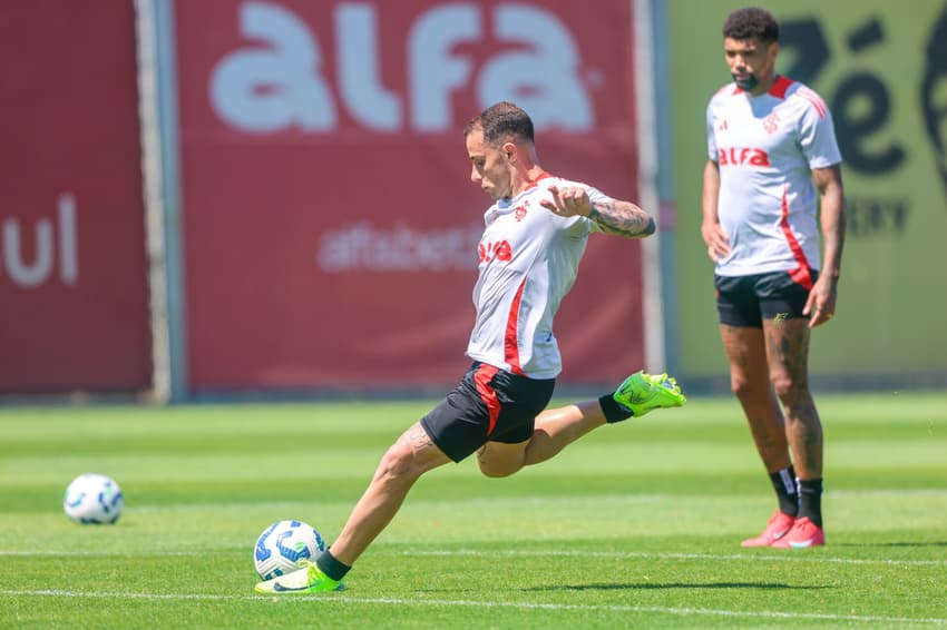 Bruno Gomes, lateral-direito do Internacional