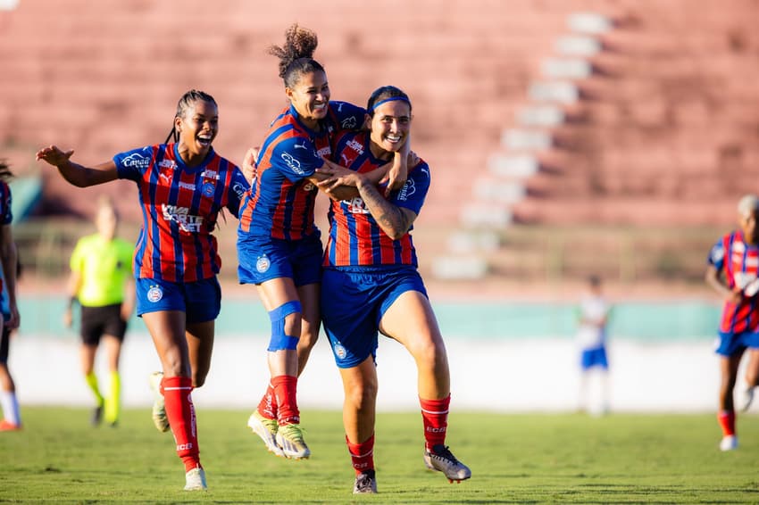 Jogadoras do Bahia comemoram gol sobre o Grêmio na Copa do Brasil Feminina (Foto: Letícia Martins/Bahia)
