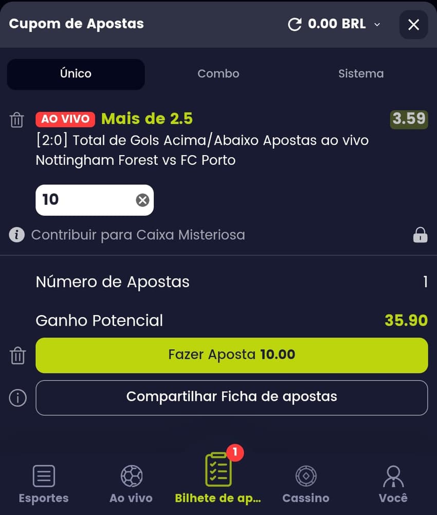 Captura de tela do bilhete de apostas com seleções ao vivo na Bet7K.