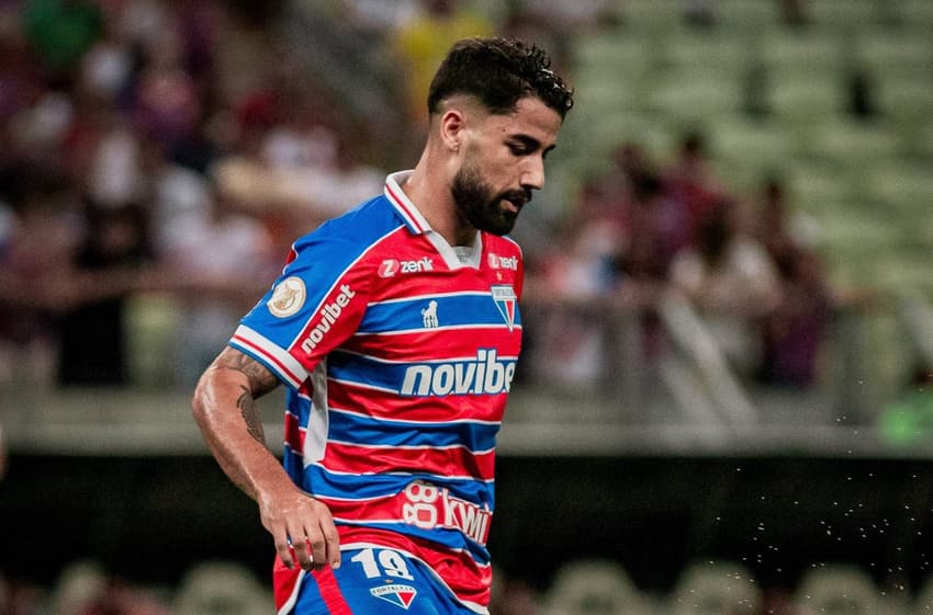 Brítez, zagueiro do Fortaleza (Foto: João Moura/Fortaleza EC)