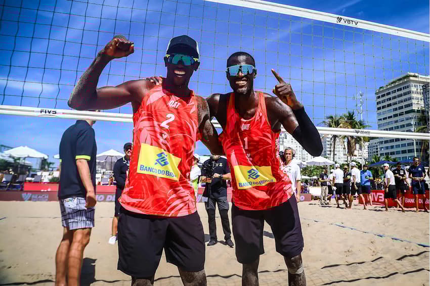 Cherif e Ahmed após vitória no Elite 16 do Rio de Janeiro (Foto: Divulgação / Volleyball World)