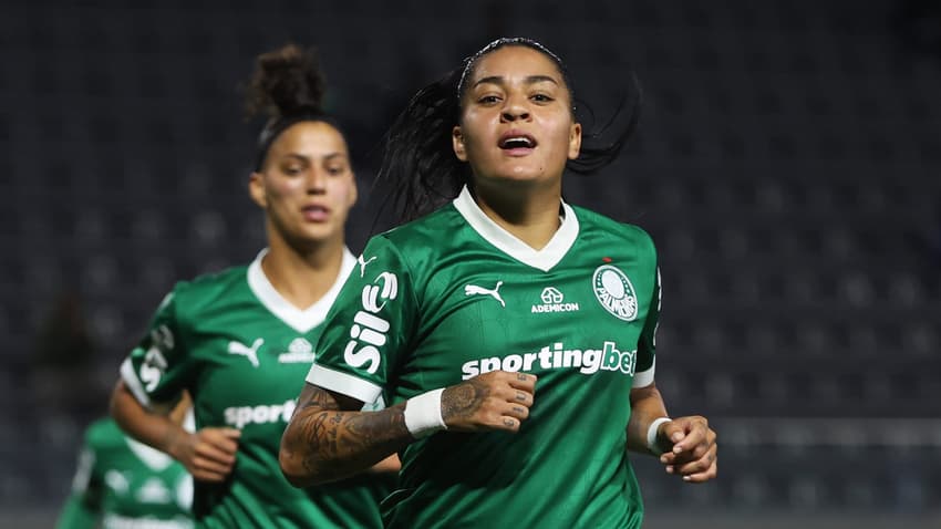 Brena comemora gol em Palmeiras x  Sport. (Foto: Fabio Menotti/Palmeiras)