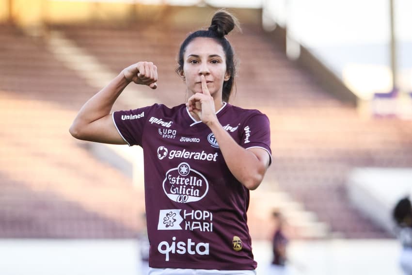 Mylena Carioca comemora seu gol pela Ferroviária na Copa do Brasil Feminina (Foto: Jonatan Dutra/AFE)