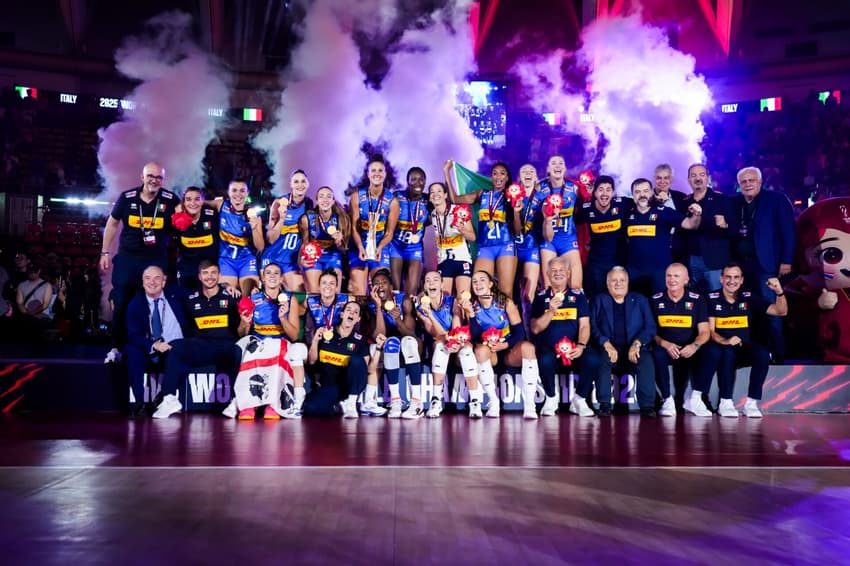 Seleção da Itália vence o Mundial de Vôlei Feminino 2025 (Foto: Vololeyball World/X)