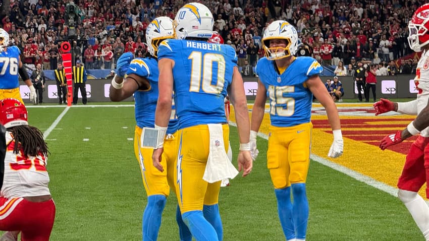 Justin-Herbert-NFL-Chargers-Chiefs-Brasil