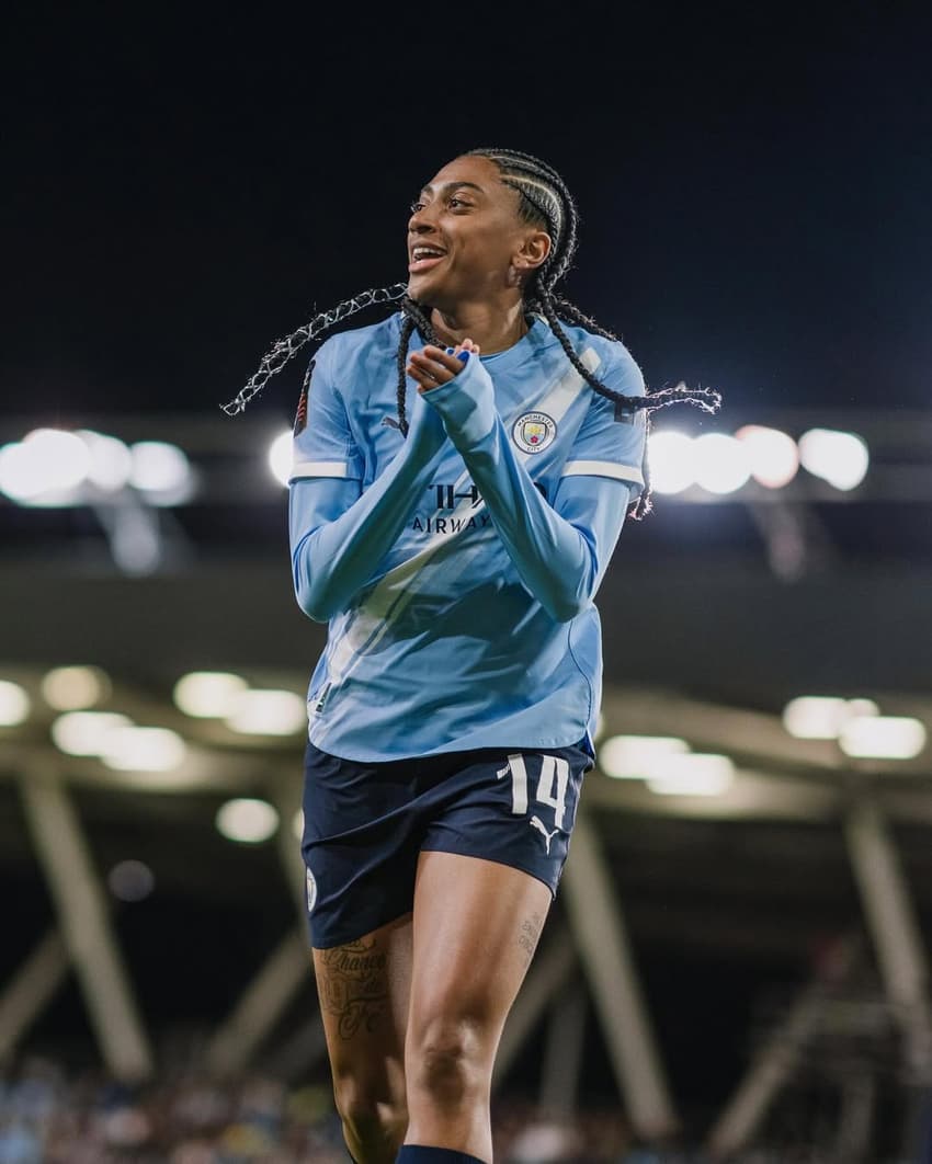 Kerolin em campo pelo Manchester City na WSL (Foto: Reprodução/Manchester City)