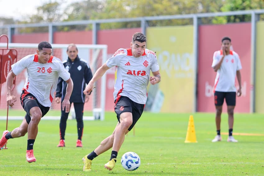 Lucca Drummond, atacante do Internacional