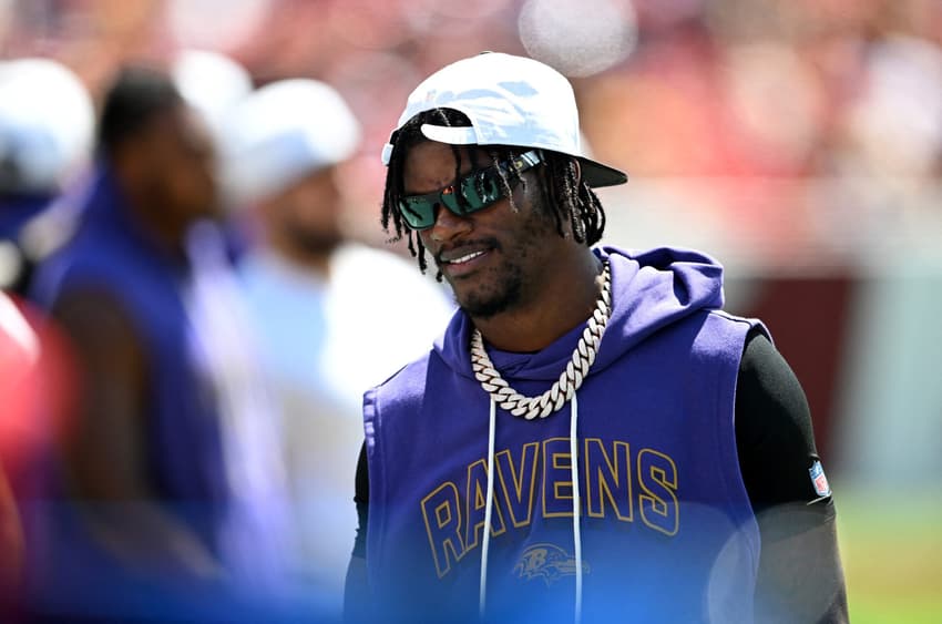 Lamar Jackson na pré-temporada contra Commanders (Foto: Greg Fiume/Getty Images)