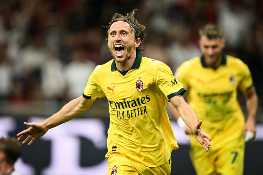 Luka Modric marcou o primeiro gol pelo Milan (Foto: Stefano RELLANDINI / AFP)