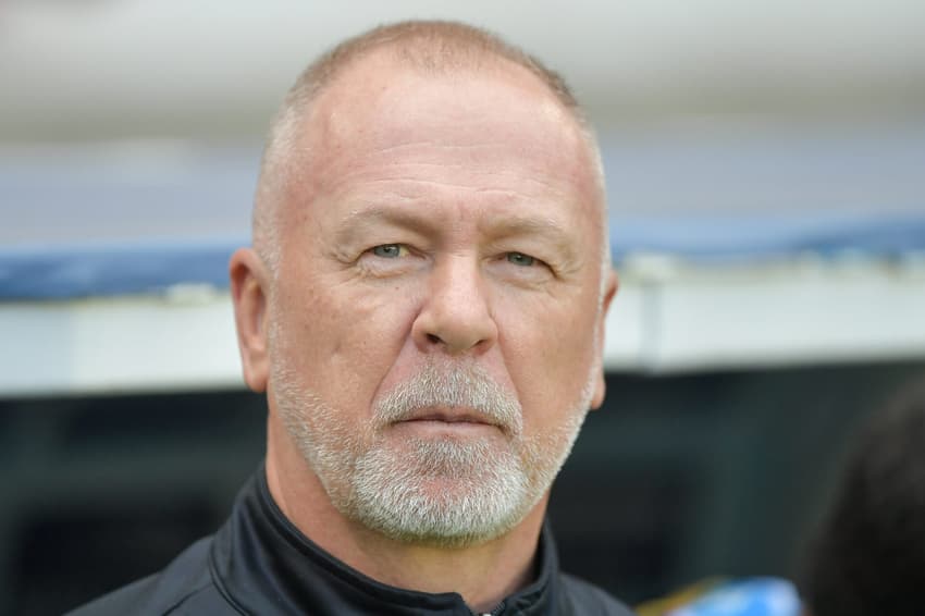 Mano Menezes em jogo do Grêmio. (Foto: Thiago Ribeiro/AGIF)