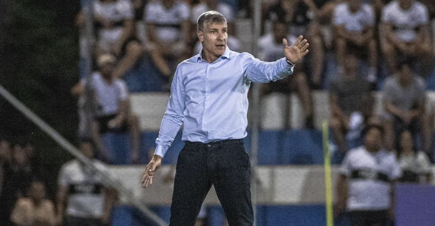 Martín Palermo é o novo treinador do Fortaleza (Foto: reprodução/Club Olimpia)
