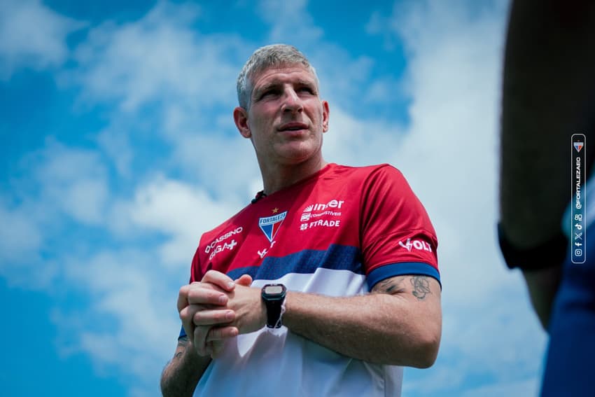 Martín Palermo, treinador do Fortaleza (Foto: Mateus Lotif/Fortaleza EC)