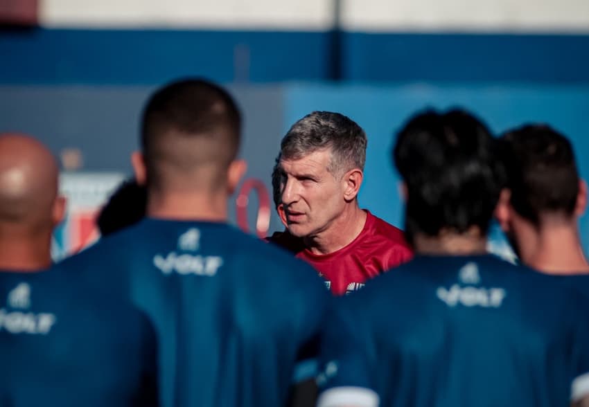 Martín Palermo, treinador do Fortaleza (Foto: Mateus Lotif/Fortaleza EC)