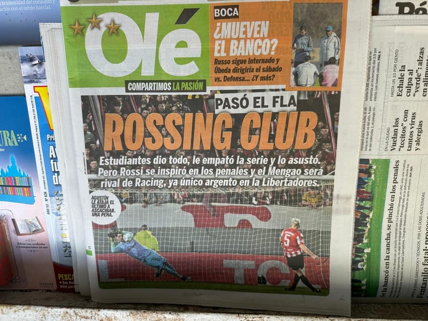 Jornal "Olé" sobre classificação do Flamengo (Foto: Lucas Bayer/Lance!)