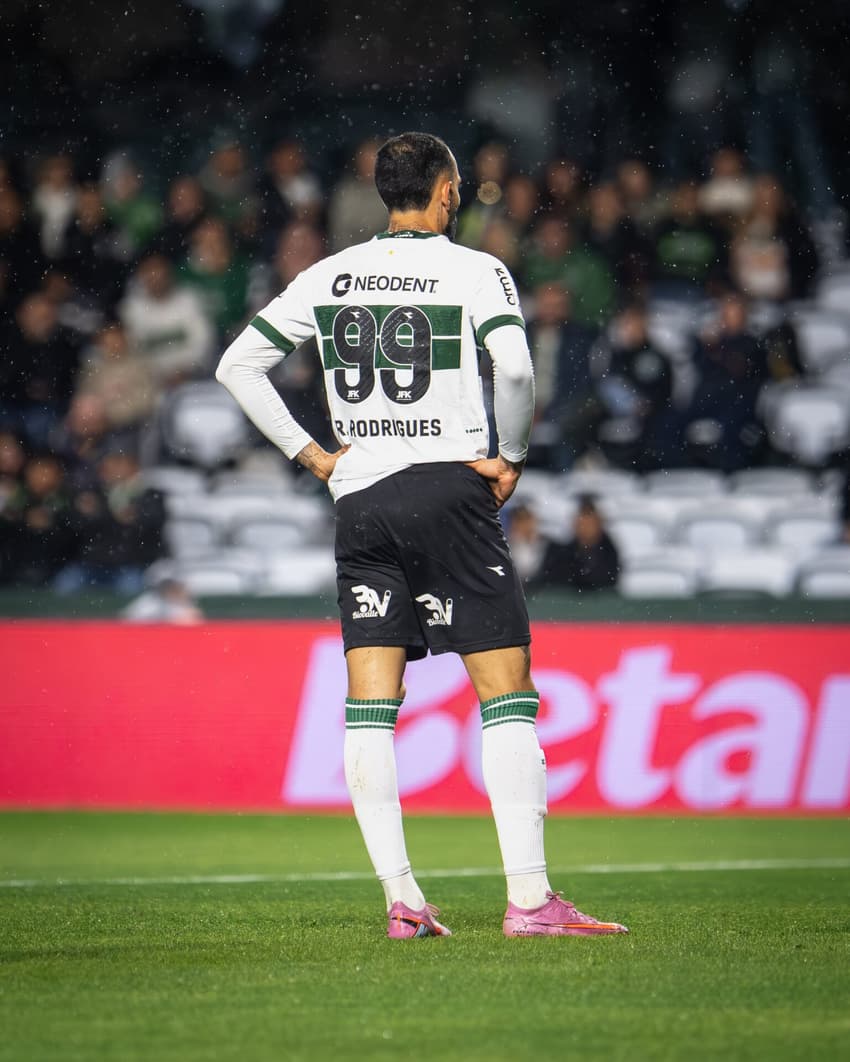 Rodrigo Rodrigues Coritiba Goiás