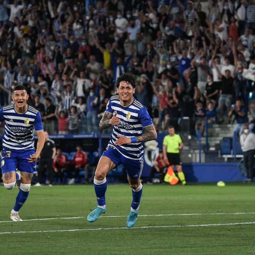 Kike Saverio comemora gol com a camisa do Ponferradina (Foto: reprodução / redes sociais)