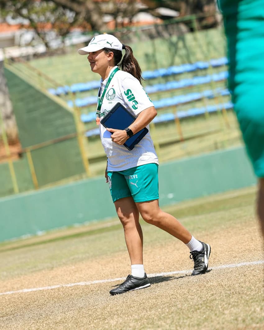 Camilla Orlando durante treino do Palmeiras. (Foto: Paloma Cassiano / Palmeiras)