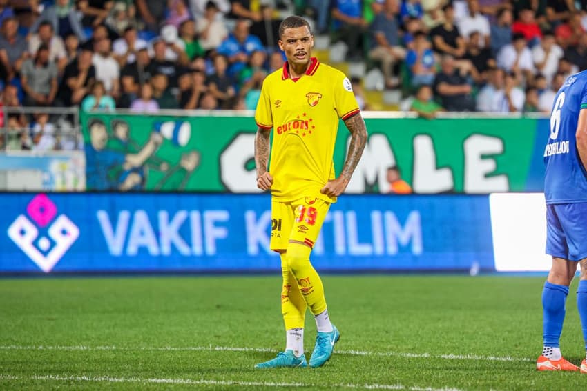Janderson tem se destacado pelo Göztepe (Foto: Divulgação/Göztepe)