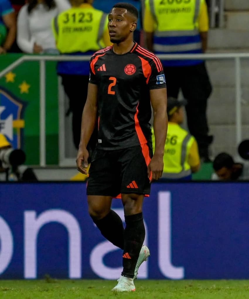 Carlos Cuesta - Colombia