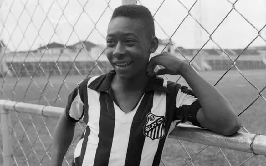 Pelé fez seu primeiro jogo pelo Santos no dia 7 de setembro (Foto: Reprodução)