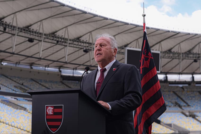Zico Flamengo pronunciamento