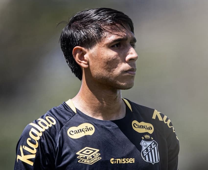 Alexis Duarte, zagueiro do Santos