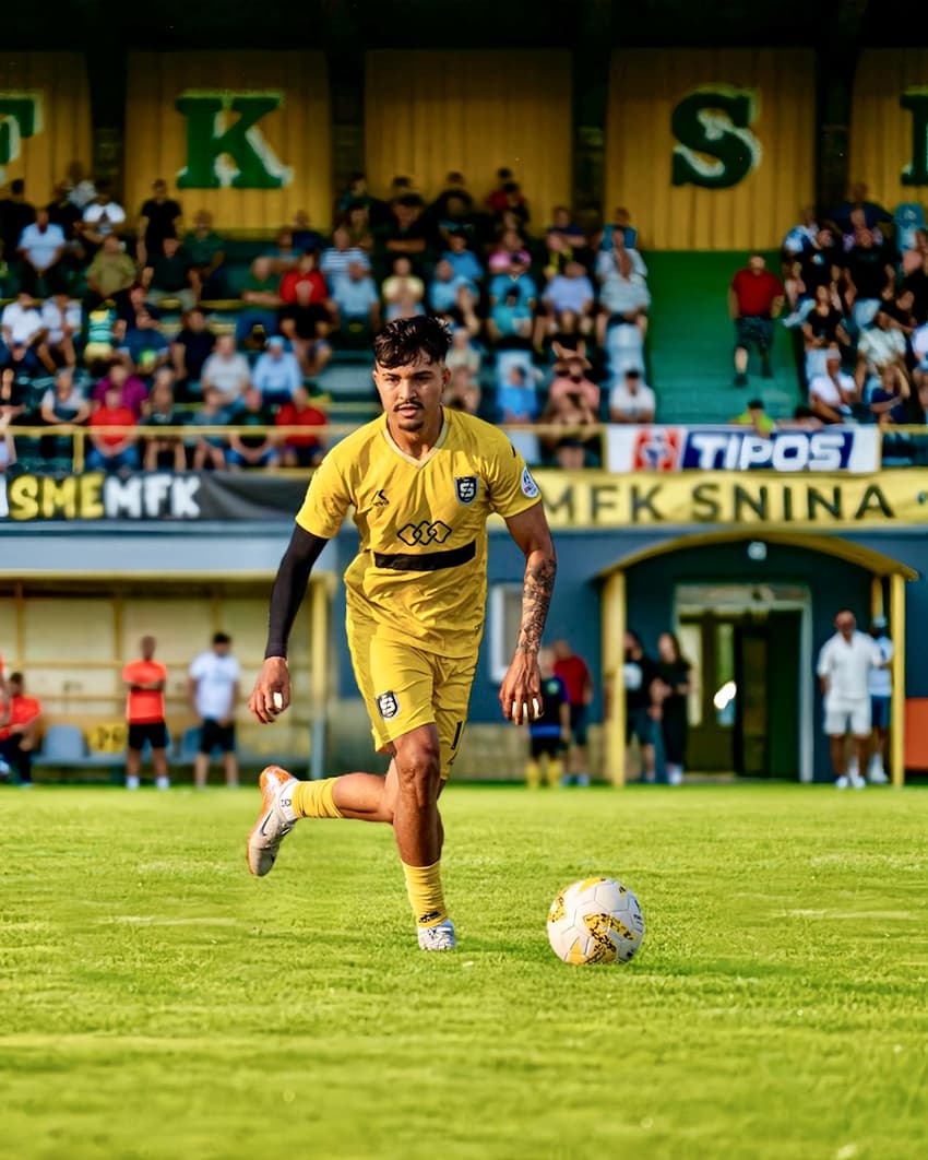 Leonardo Silva, jogador do MFK Snina (Foto: Divulgação/MFK Snina)