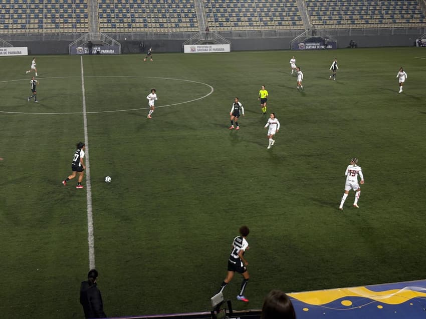 São Paulo x Corinthians em Santana de Parnaíba, pela Copa do Brasil Feminina. (Foto: Giselly Corrêa/Lance!)