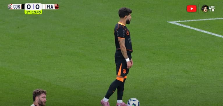Yuri Alberto cava e perde pênalti em Corinthians x Flamengo (Foto: Reprodução)