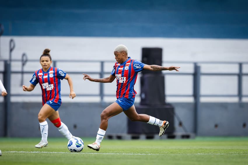Rhaizza em campo pelo Bahia contra o Bragantino pela Copa do Brasil Feminina (Foto: Letícia Martins/Bahia)