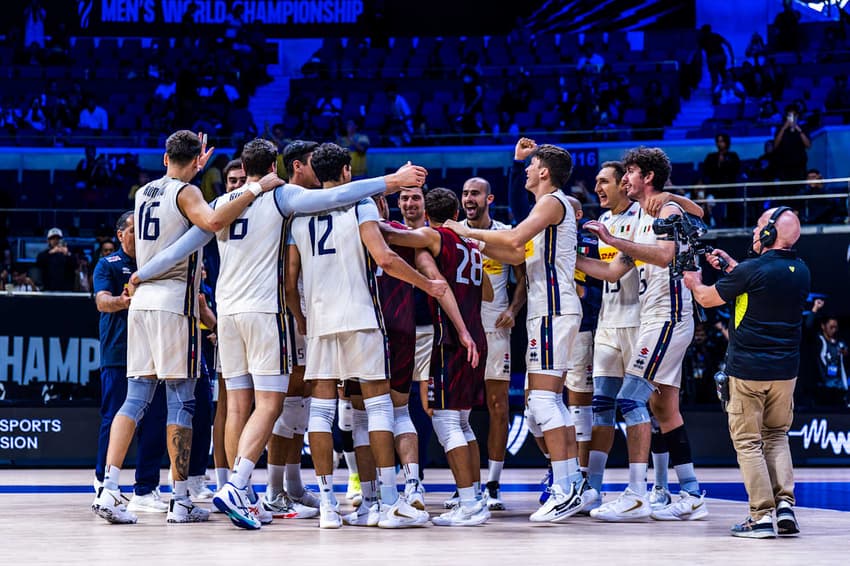 Itália e Bélgica se enfrentam em busca da semifinal do Mundial de Vôlei Masculino (Foto: Volleyball World)