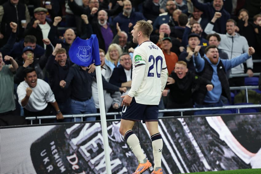 Pela Premier League, Everton e West Ham empataram por 1 a 1 (Foto: Darren Staples / AFP)