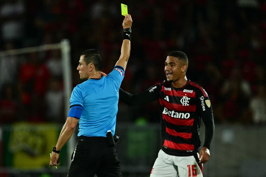 Samuel Lino flamengo estudiantes libertadores