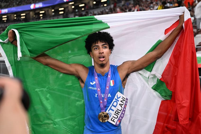Mattia Furlani conquistou o primeiro ouro da Itália neste Mundial