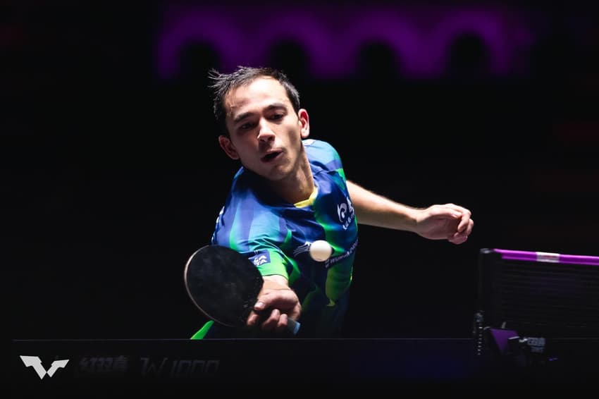 Hugo Calderano em ação no WTT de Macau (Foto: Divulgação/ WTT)