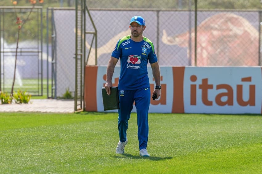 Ramon Menezes é o técnico da Seleção Sub-20 (Foto: Divulgação/CBF)