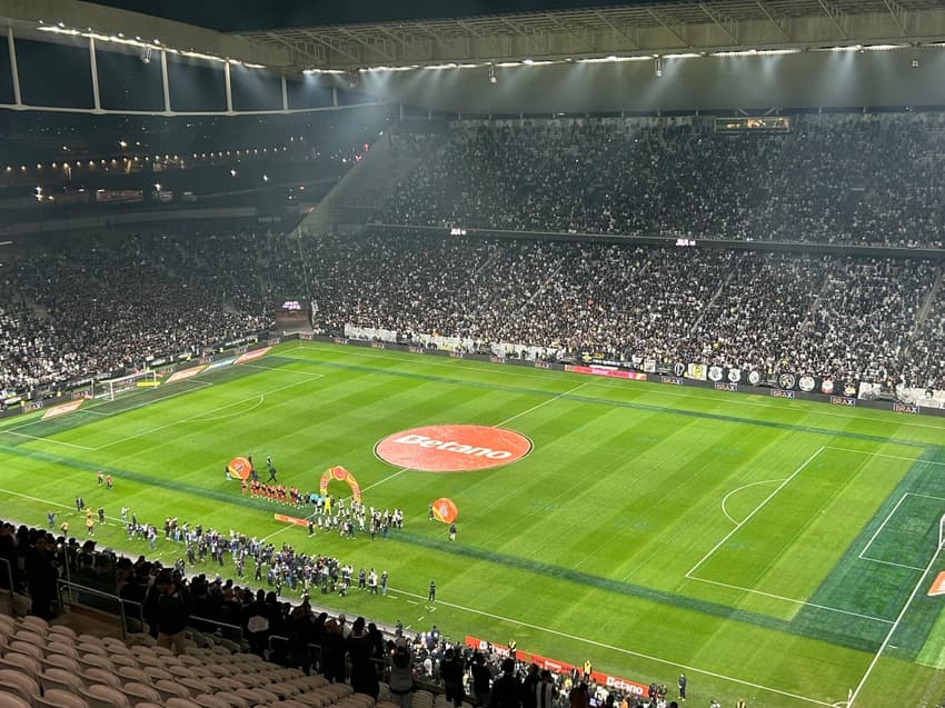 Neo Química Arena recebe Corinthians x Athletico pela Copa do Brasil