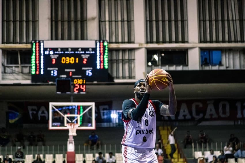Jordan Williams em ação pelo Flamengo na temporada passada do NBB CAIXA (Foto: Hermes de Paula / CRF)