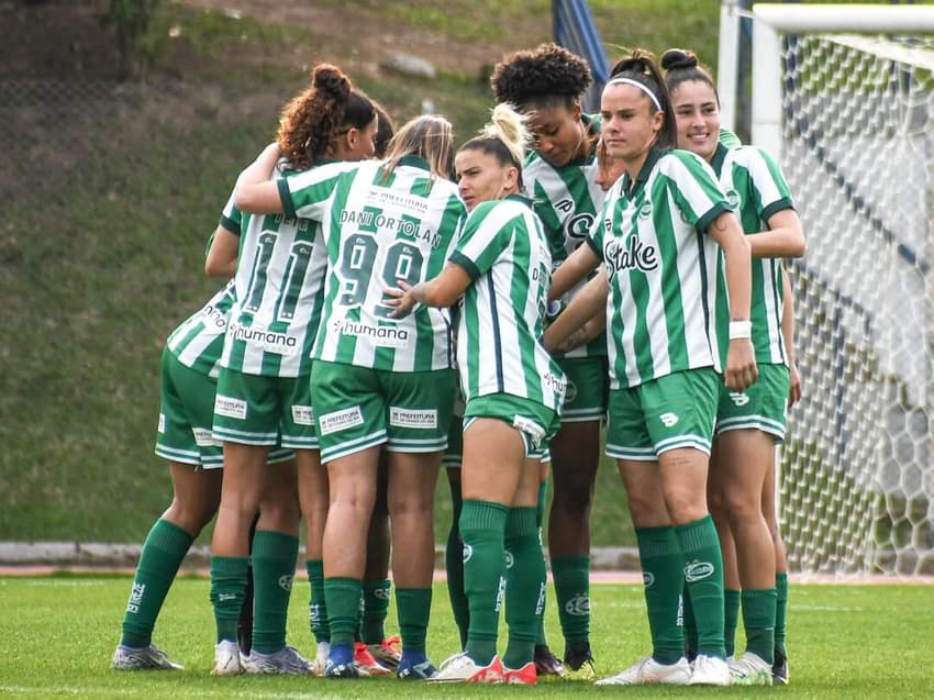 Juventude enfrenta o Corintinhians na Copa do Brasil Feminina (Foto: Reprodução/Juventude)