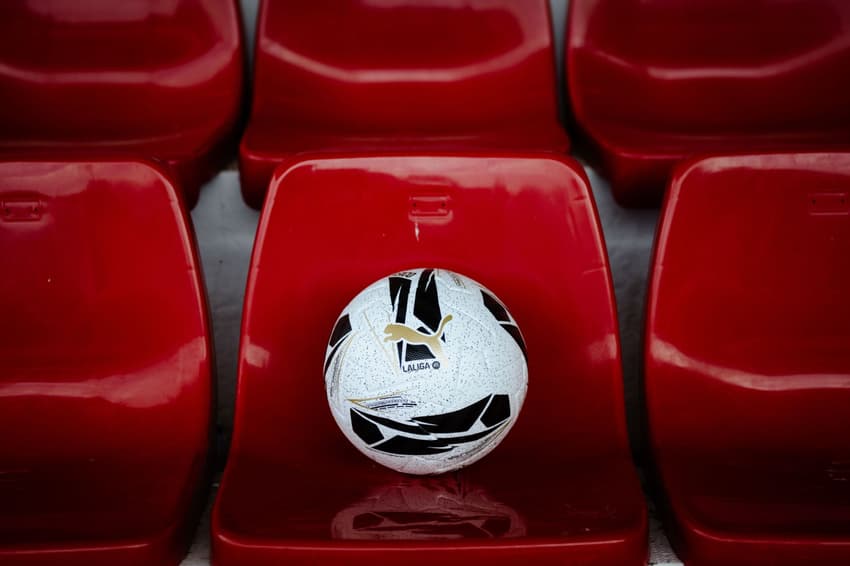 Bola exclusiva da Puma para o El Clásico, em outubro (Foto: Divulgação)