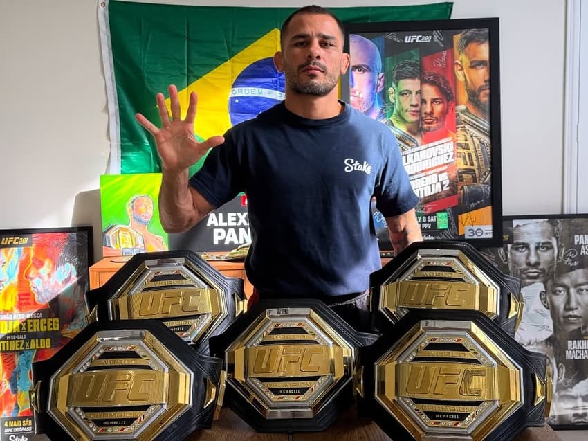 Pantoja é o rei do peso mosca do UFC (Foto: Reprodução Instagram Alexandre Pantoja)