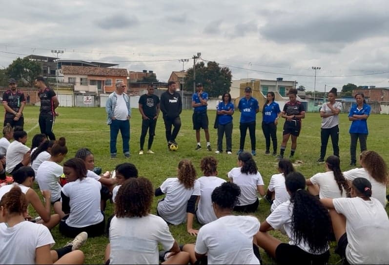 Seletiva feita pelo Pérolas Negras em parceria com o Daminhas da Bola para disputar o Carioca Feminino Sub-17 (Foto: Reprodução/Pérolas)