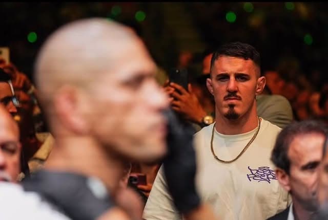 Poatan na mira do campeão peso pesado do UFC Tom Aspinall? (Foto: Reprodução Instagram Alex Poatan)