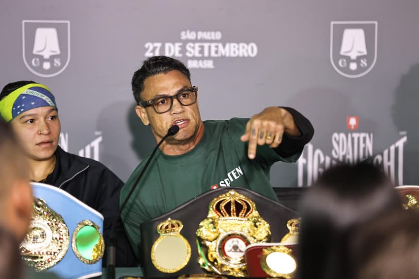 Popó se irritou com Wanderlei (Foto: William Lucas/Inovafoto)