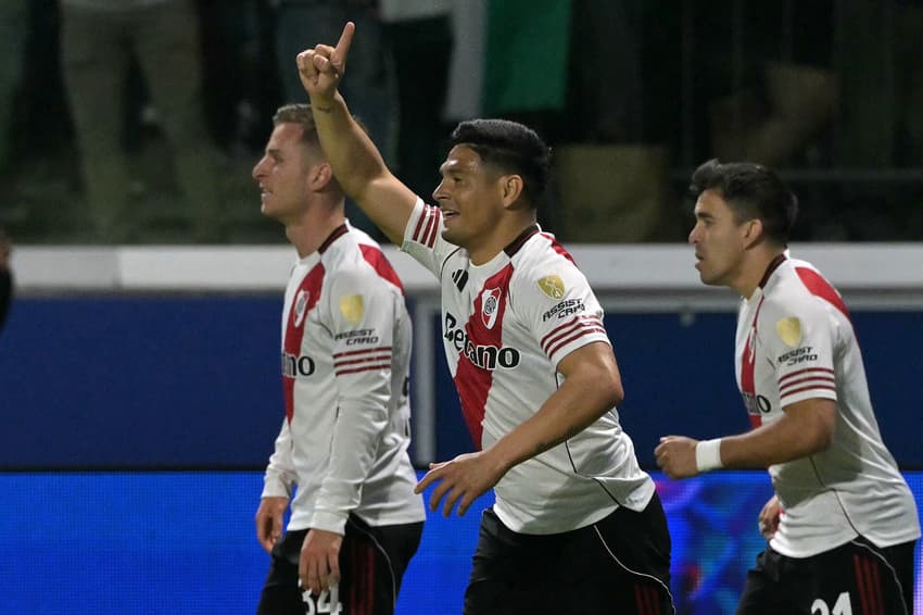 Maximiliano Salas comemora seu gol no jogo do River Plate contra o Palmeiras pela Libertadores (Foto: Nelson ALMEIDA / AFP)