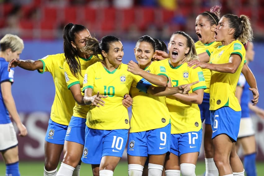 Ao marcar contra a Itália, Marta tornou-se a maior artilheira em Copas do Mundo (foto: Reprodução/CBF)
