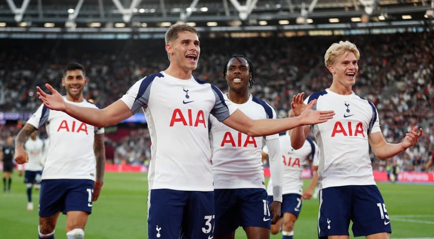 O Tottenham venceu o West Ham por 3 a 0, pela Premier League (Foto: Ian Kington / AFP)